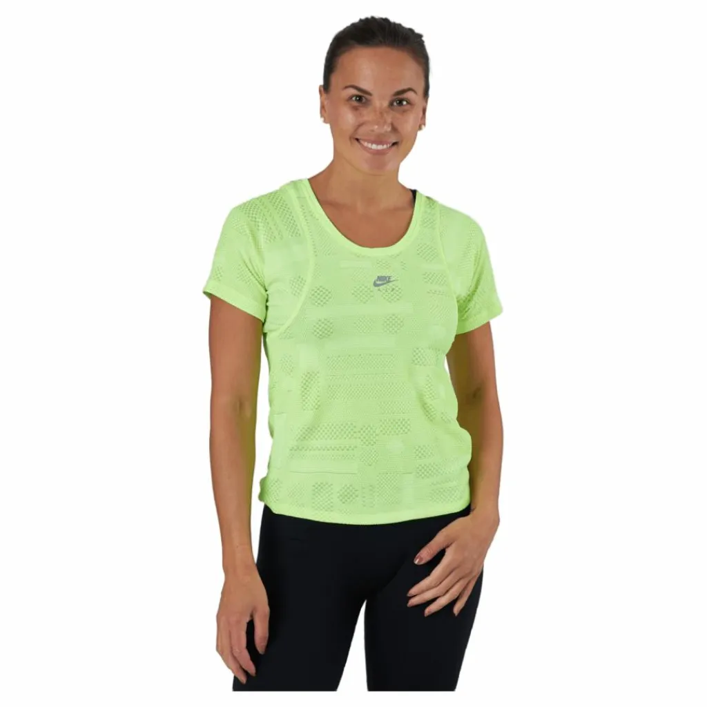 Nike Air Dri-fit Women's Short-slee Volt/reflective Silv Grön Online