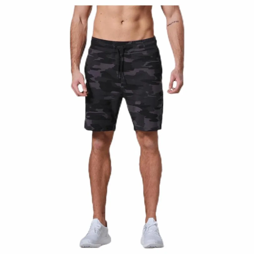 Capture Tech Shorts Patterned*FRONTIER Online