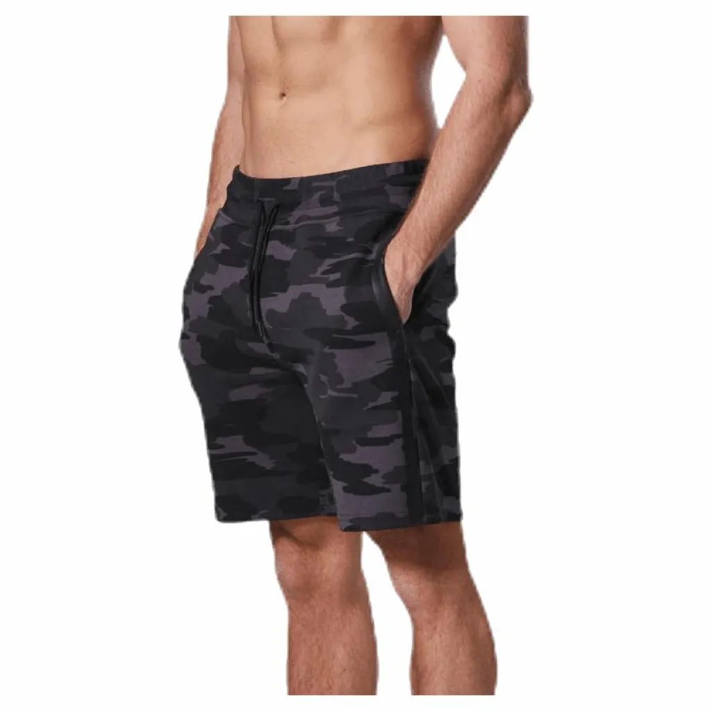Capture Tech Shorts Patterned*FRONTIER Online