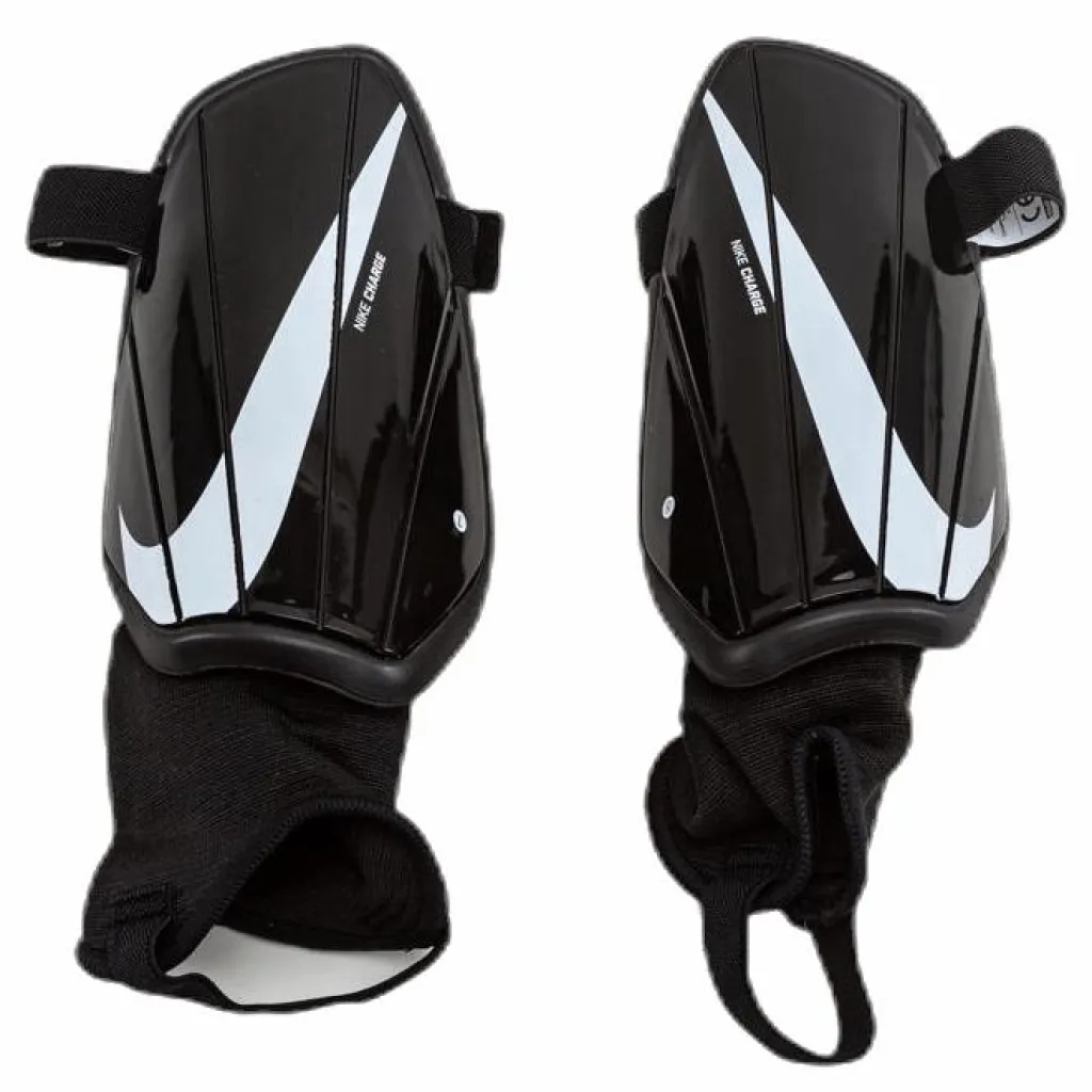Charge Soccer Shin Guards BLACK/BLACK/WHITE*Nike Hot