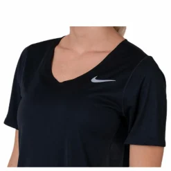 City Sleek SS Top Black*Nike Clearance