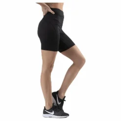 Eris Shorts Black*BLACC