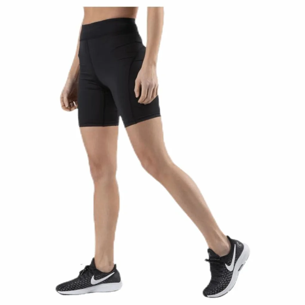 Eris Shorts Black*BLACC