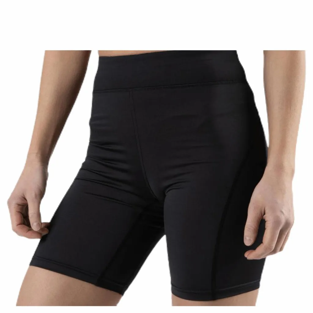 Eris Shorts Black*BLACC