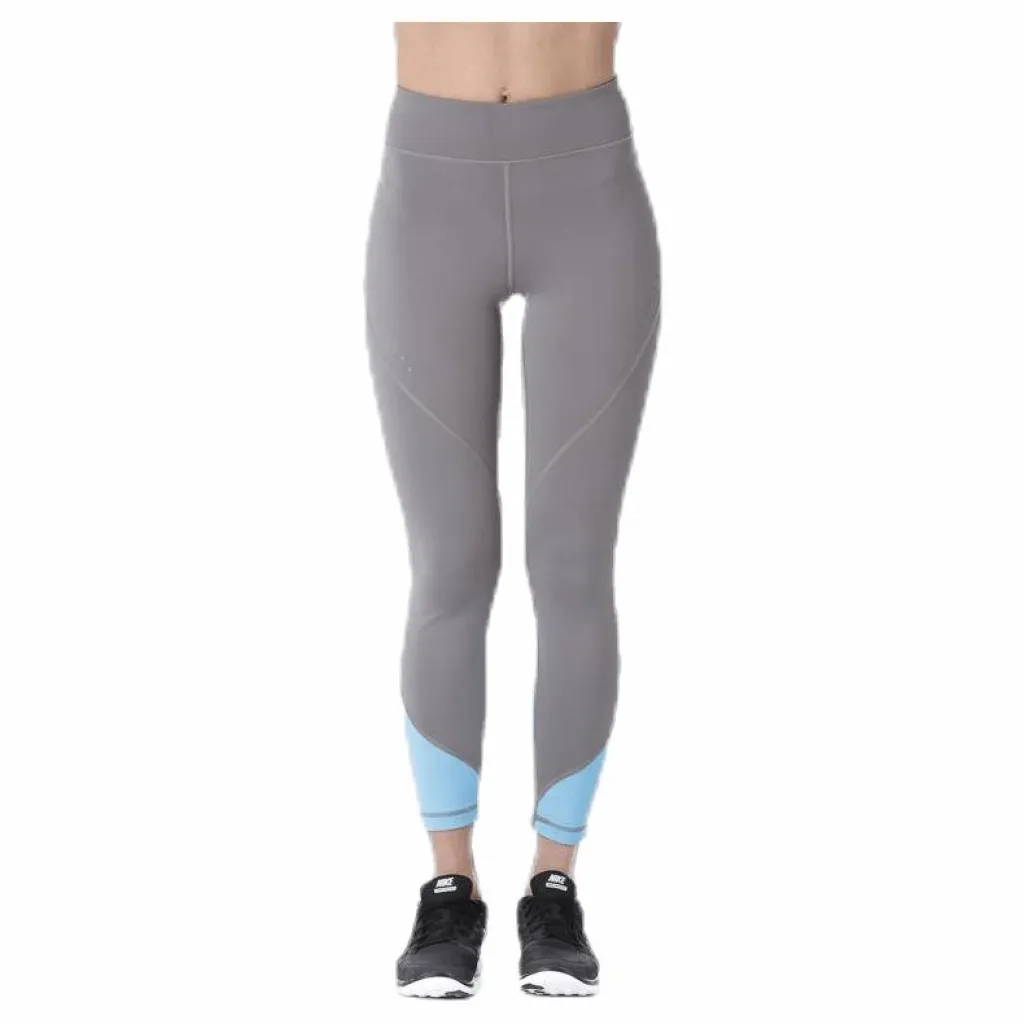 Freja Grey*BLACC