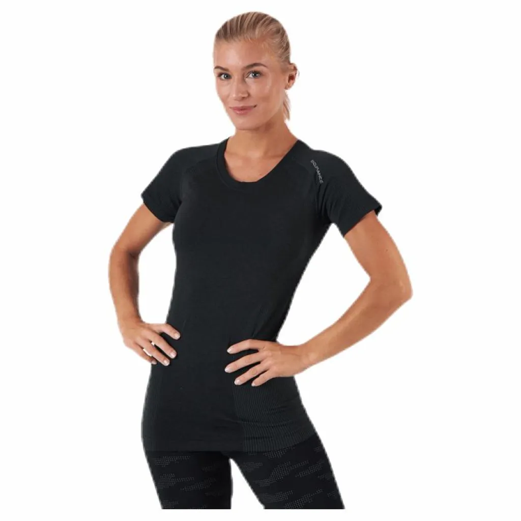 Endurance Halen Seamless Tee Green Grön Clearance