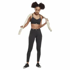 Hero Strappy Padded Bra Black*Reebok Clearance