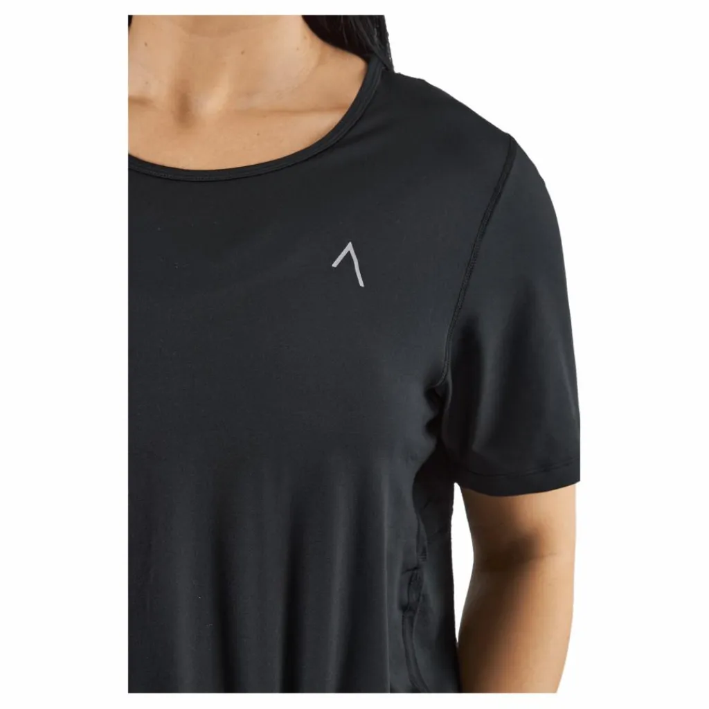 Lyric Tee Black*BLACC New