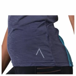 BLACC Moon Limited Tank Black Svart