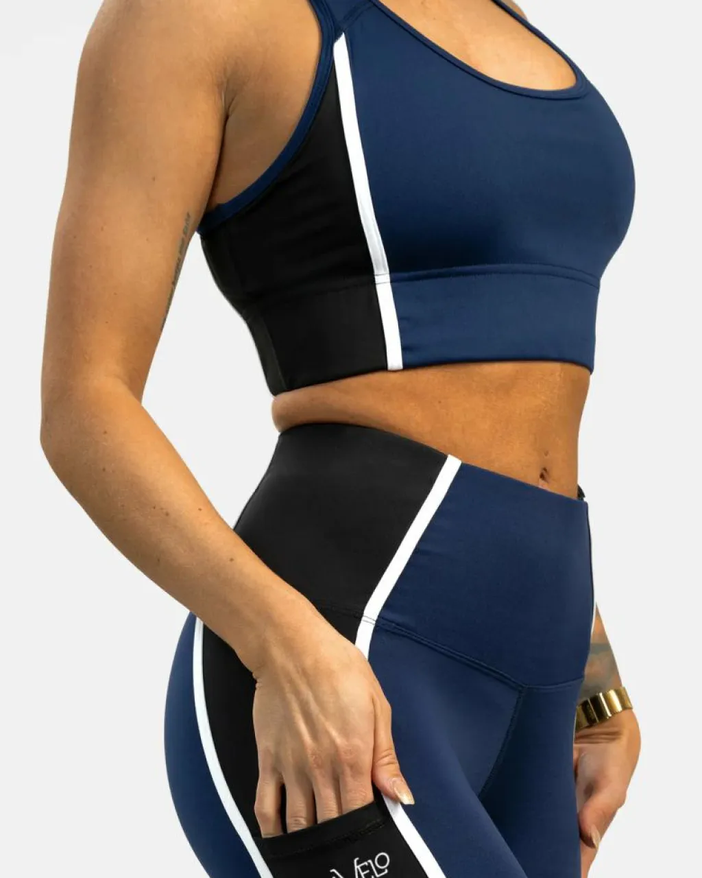 Gavelo Noble Chic Sports Bra Black Blå Outlet