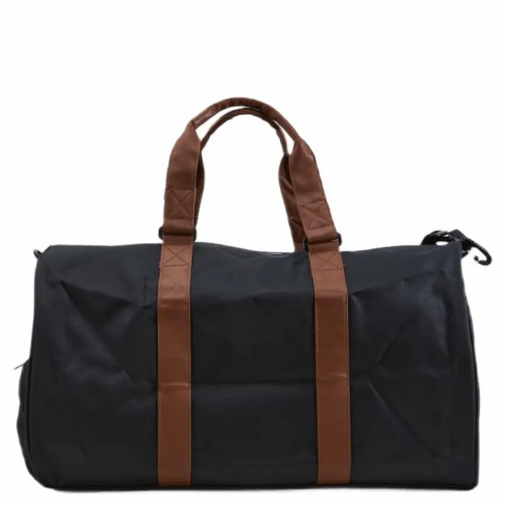 Novel Black*Herschel Online