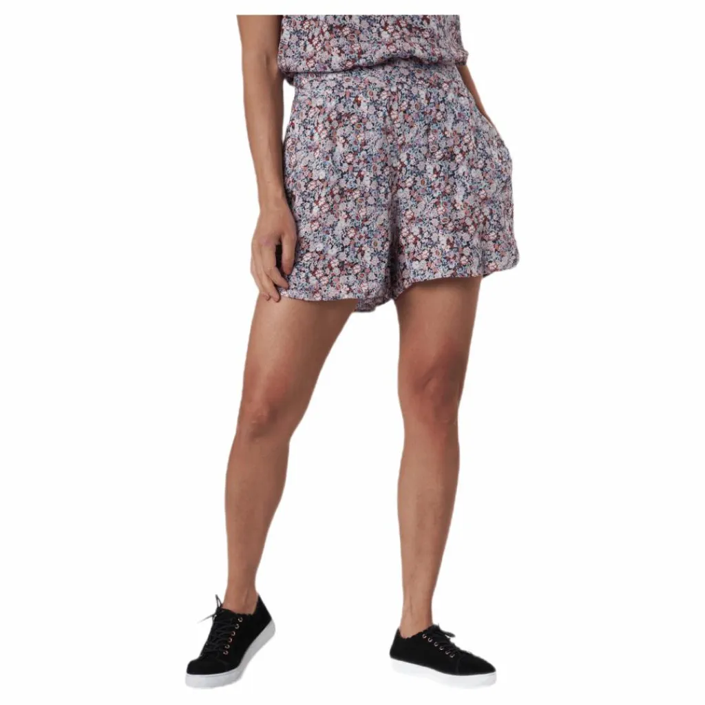 Pieces Nya Hw Shorts White Vit Discount