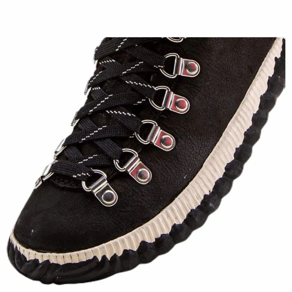 Out n About Plus Conquest Black*Sorel Clearance