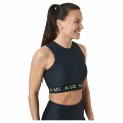 Power X Crop Top Black*BLACC Hot