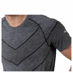 Reactive evoKNIT Tee Black*Puma Best