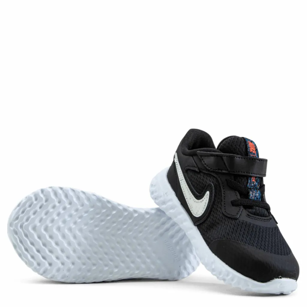 Nike Revolution 5 Recycled Toddler White/Black Svart Online