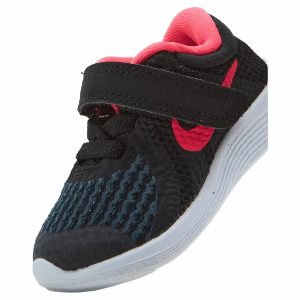 Nike Revolution 4 TD Pink/Black Flerfärgad Best
