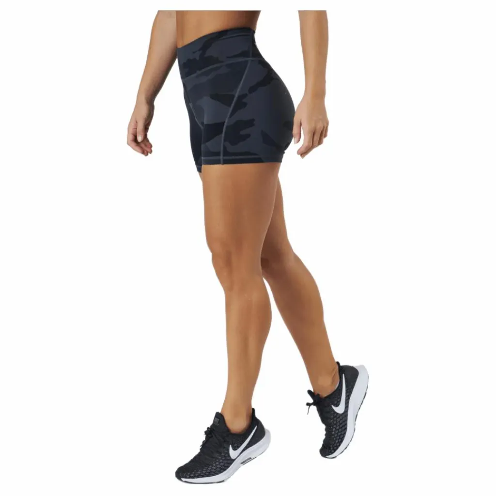 Soho Shorts Dark Camo*Better Bodies Discount