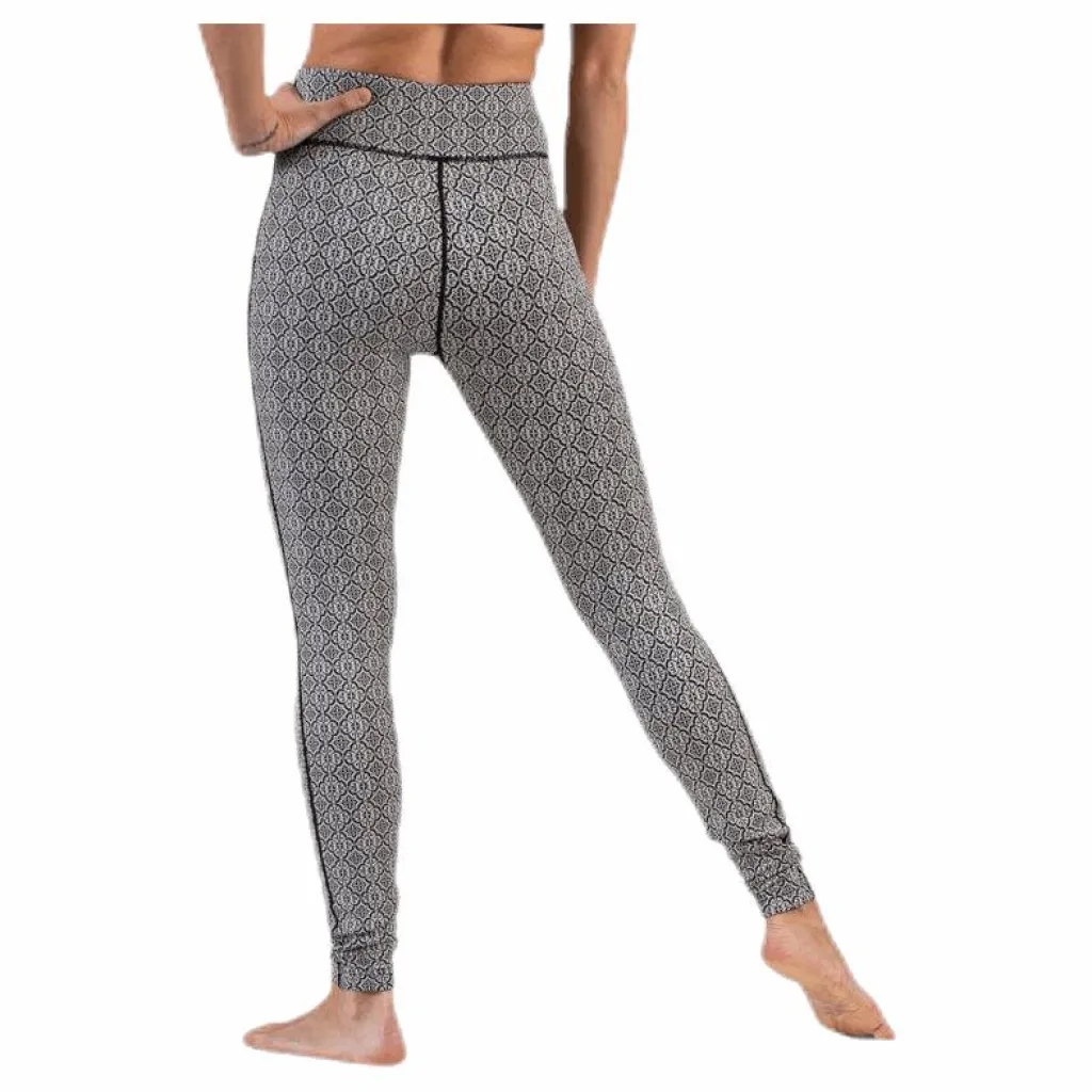 Spin To Win Mid Layer Tights White/Black*Odd Molly Hot