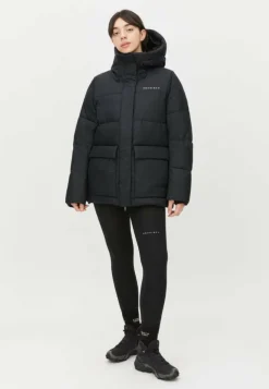 Suri Jacket Black*Röhnisch Hot