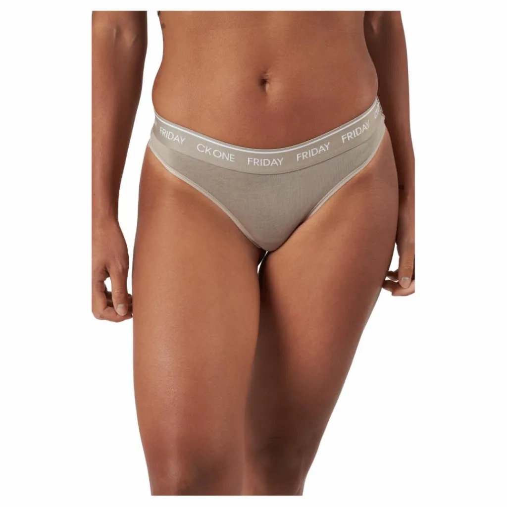Thong 7pk Tpca/gentle/red/cml/tfet/exact*Calvin Klein Clearance