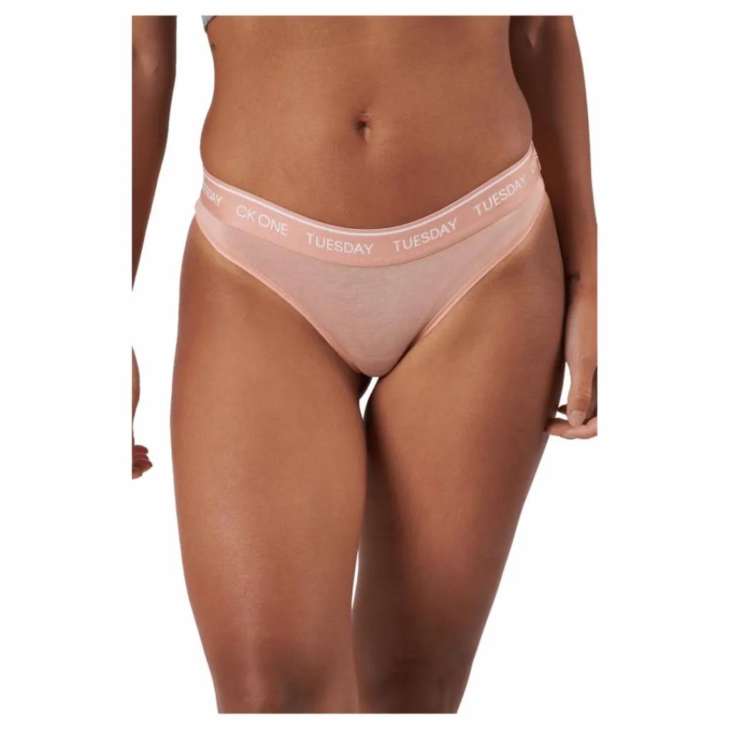 Thong 7pk Tpca/gentle/red/cml/tfet/exact*Calvin Klein Clearance