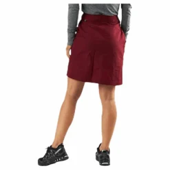 Tiven II Skirt Red*Lundhags Online