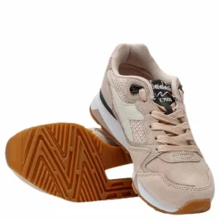 V7000 Pink*Diadora Hot
