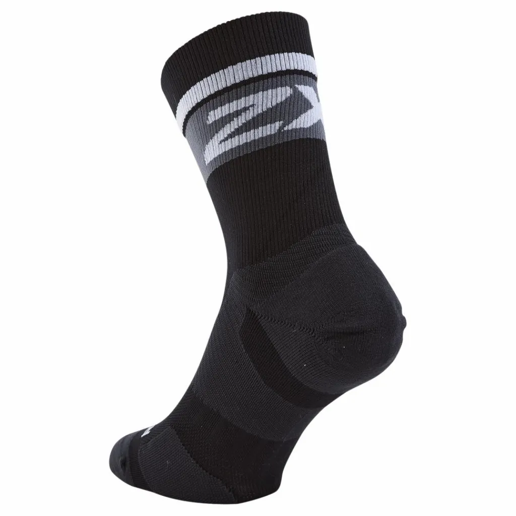 2XU Vectr Cushion Crew Socks Black/white Svart Clearance