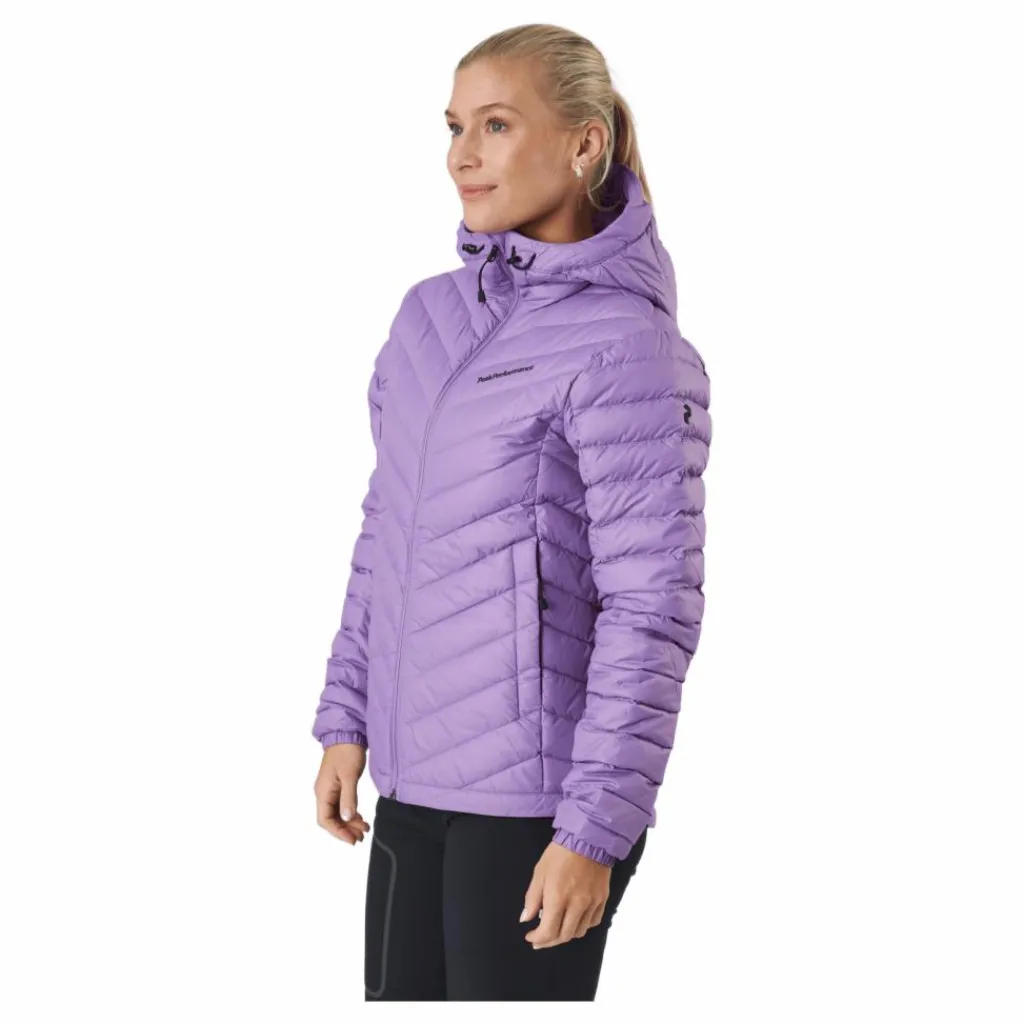 Peak Performance W Frost Down Hood Jacket Action c Lila Hot