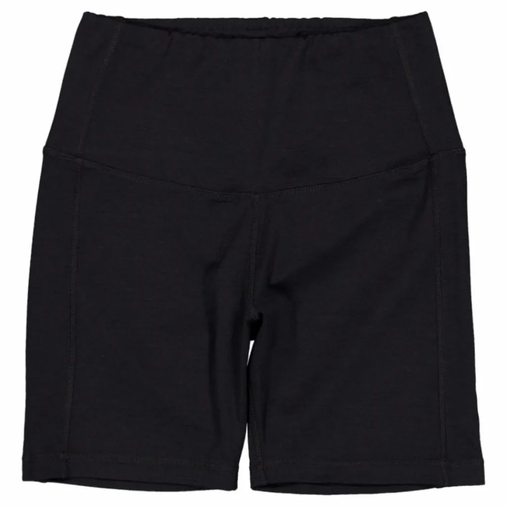 W Liquid Flow Shorts Black*Super.Natural Clearance
