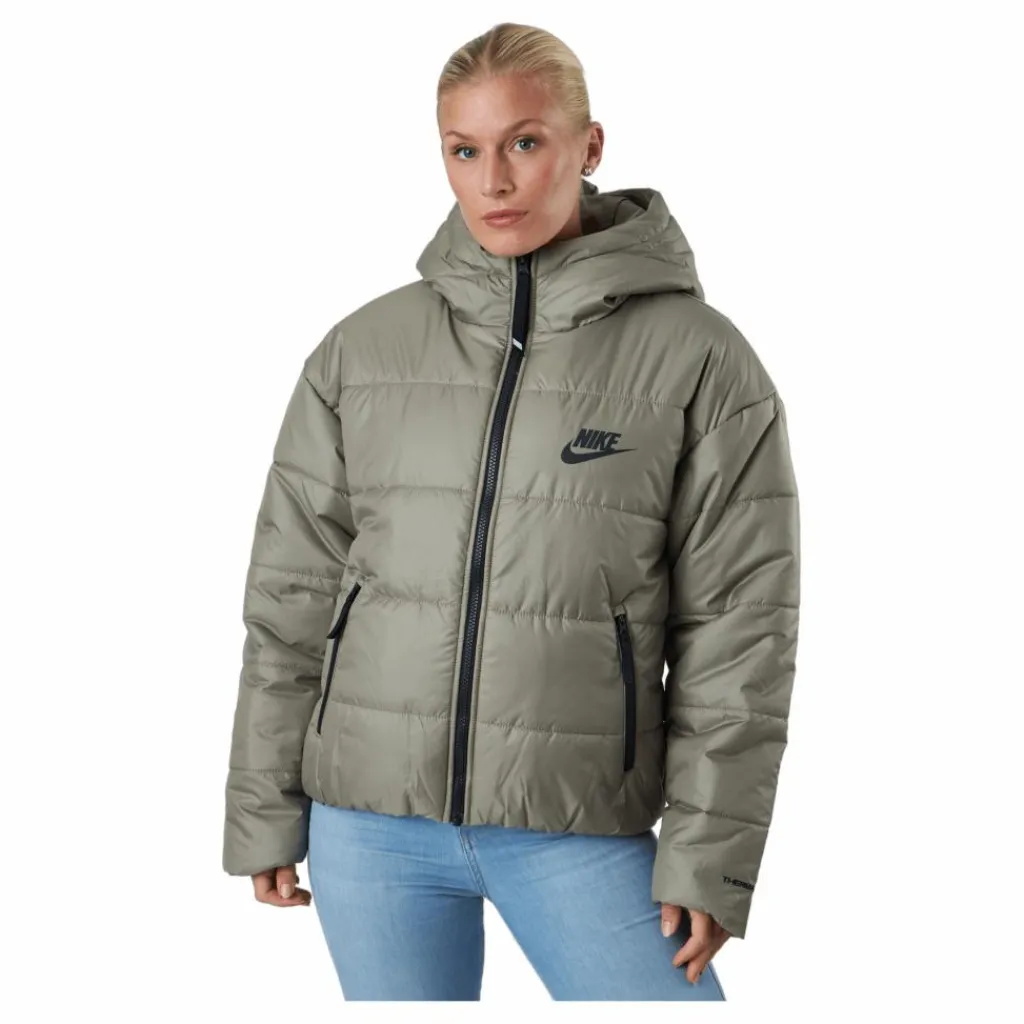 Nike W Nsw Syn Tf Rpl Hd Jkt Matte Olive/matte Olive/black Grå Hot