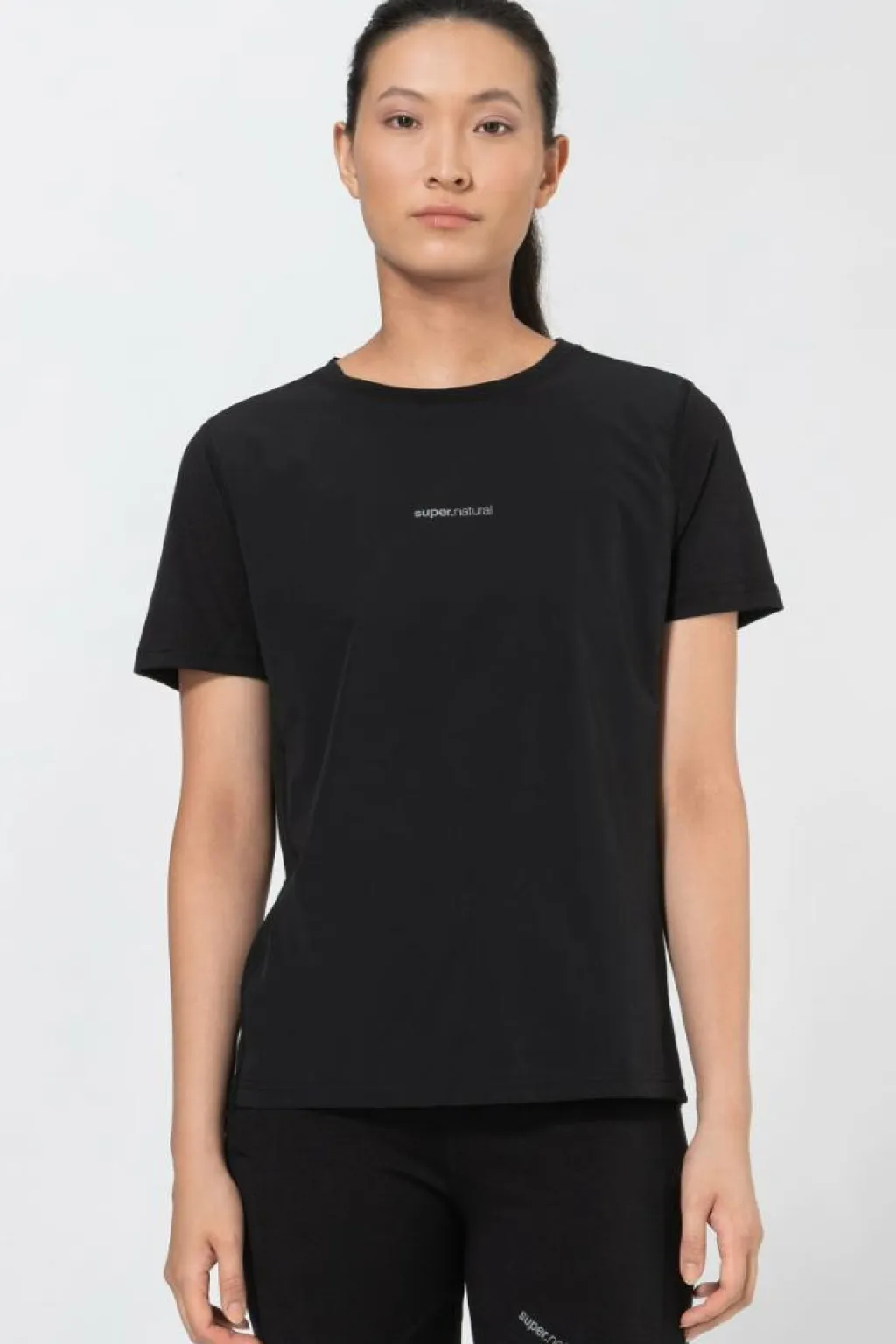 W Windbreaker Tee Black*Super.Natural Best